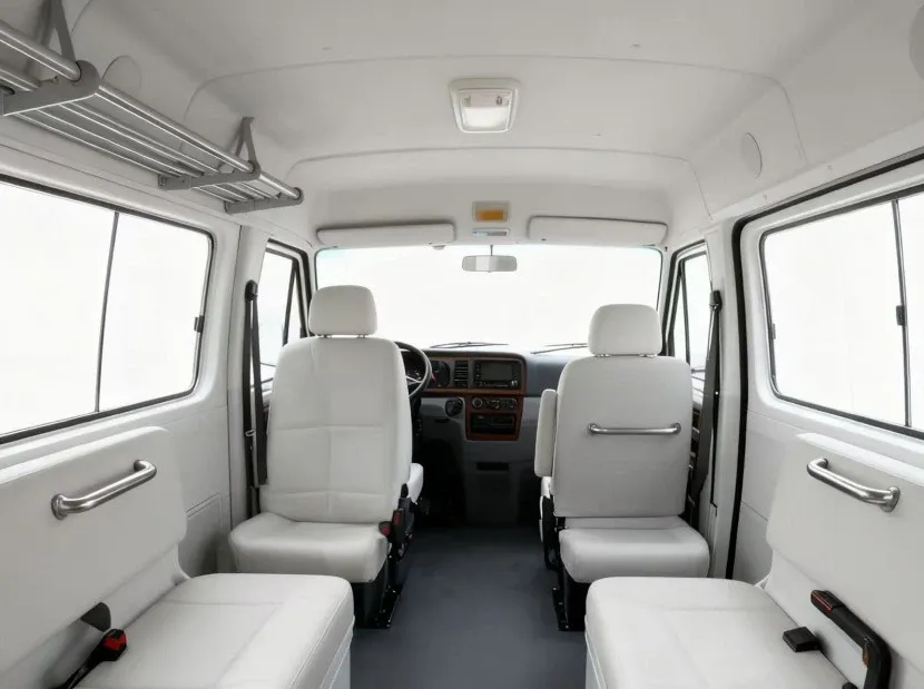 Autobus d'essence utilisé par 12 sièges