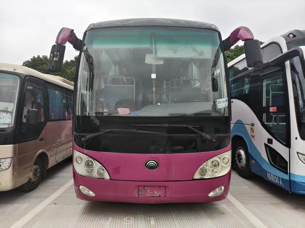 12m ont utilisé l'autobus diesel