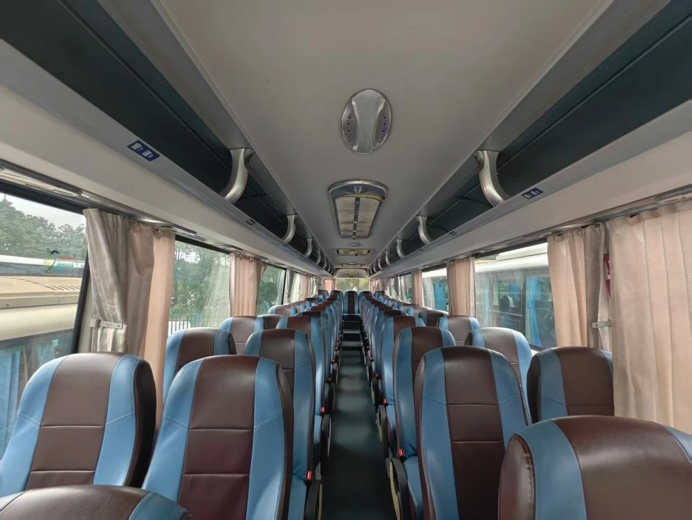 12m ont utilisé l'autobus diesel