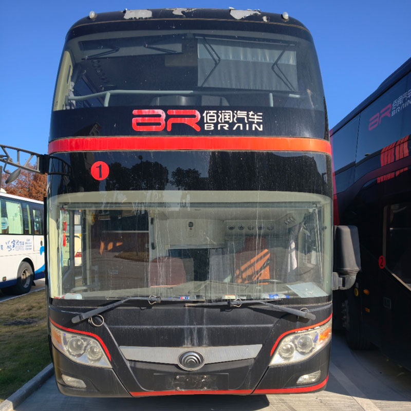 59 sièges ont utilisé l'autobus diesel