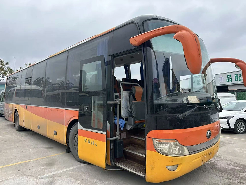Autobus diesel utilisé par 70 sièges