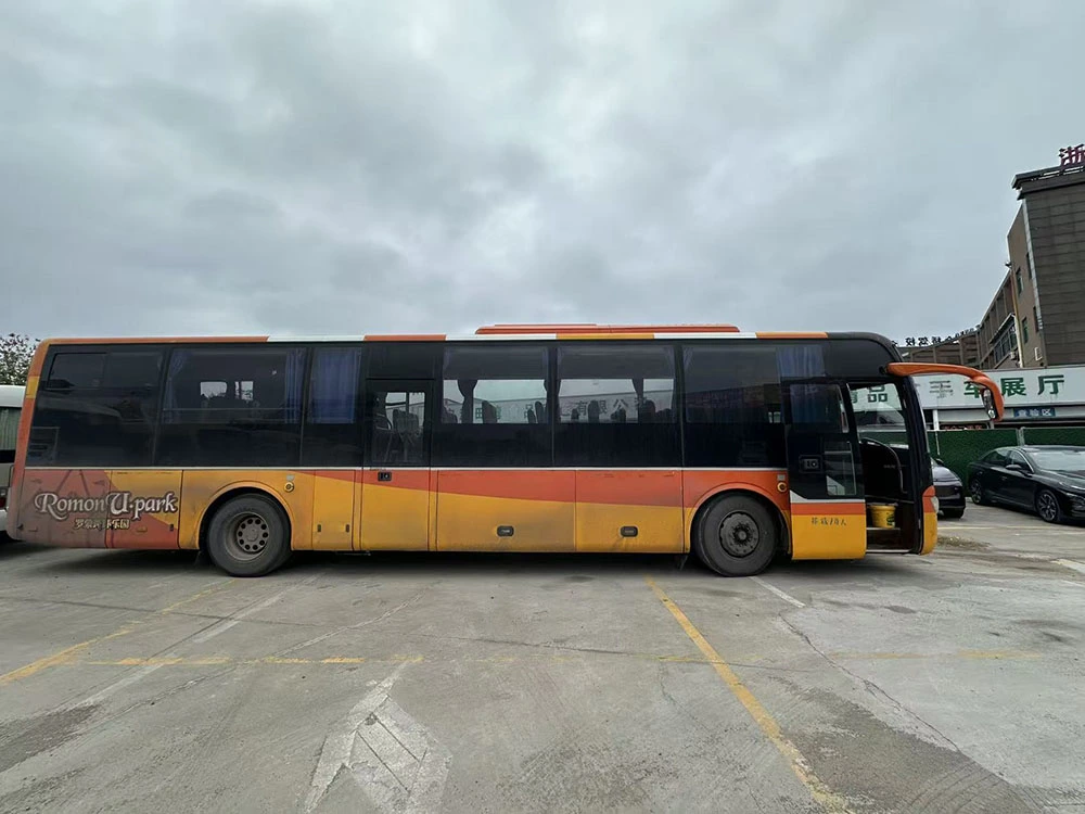 Autobus diesel utilisé par 70 sièges