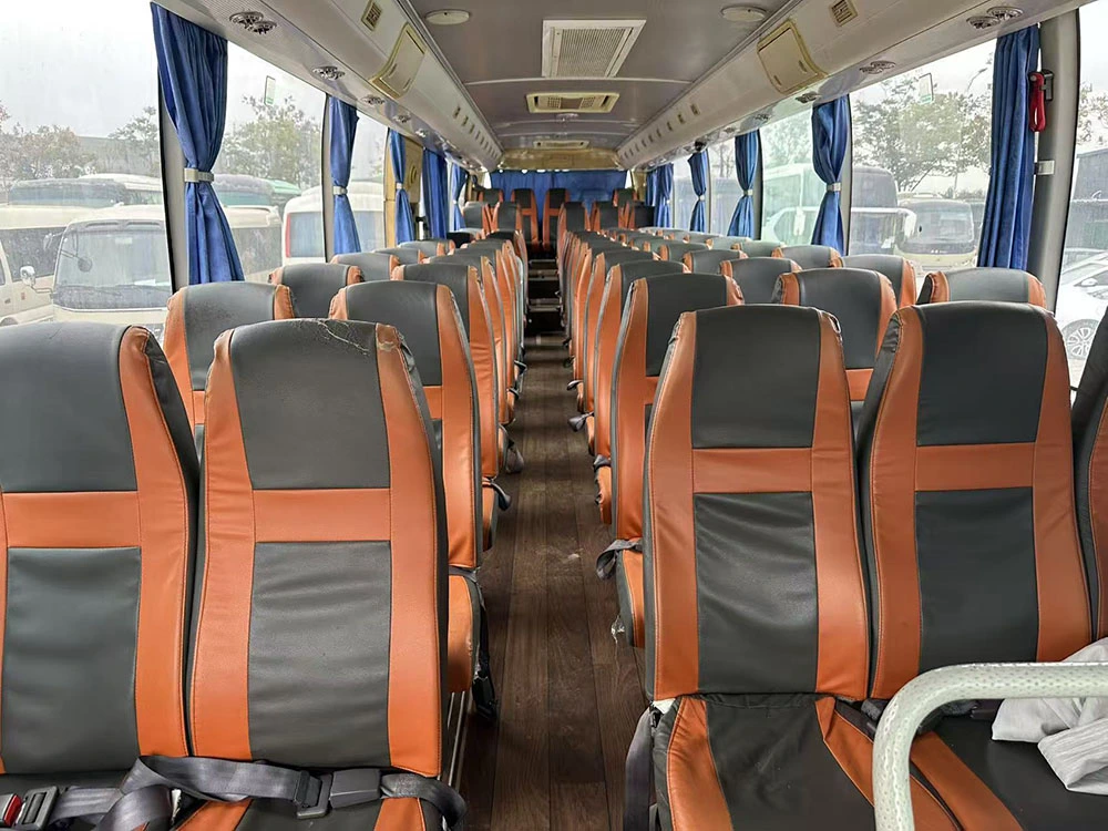 Autobus diesel utilisé par 70 sièges