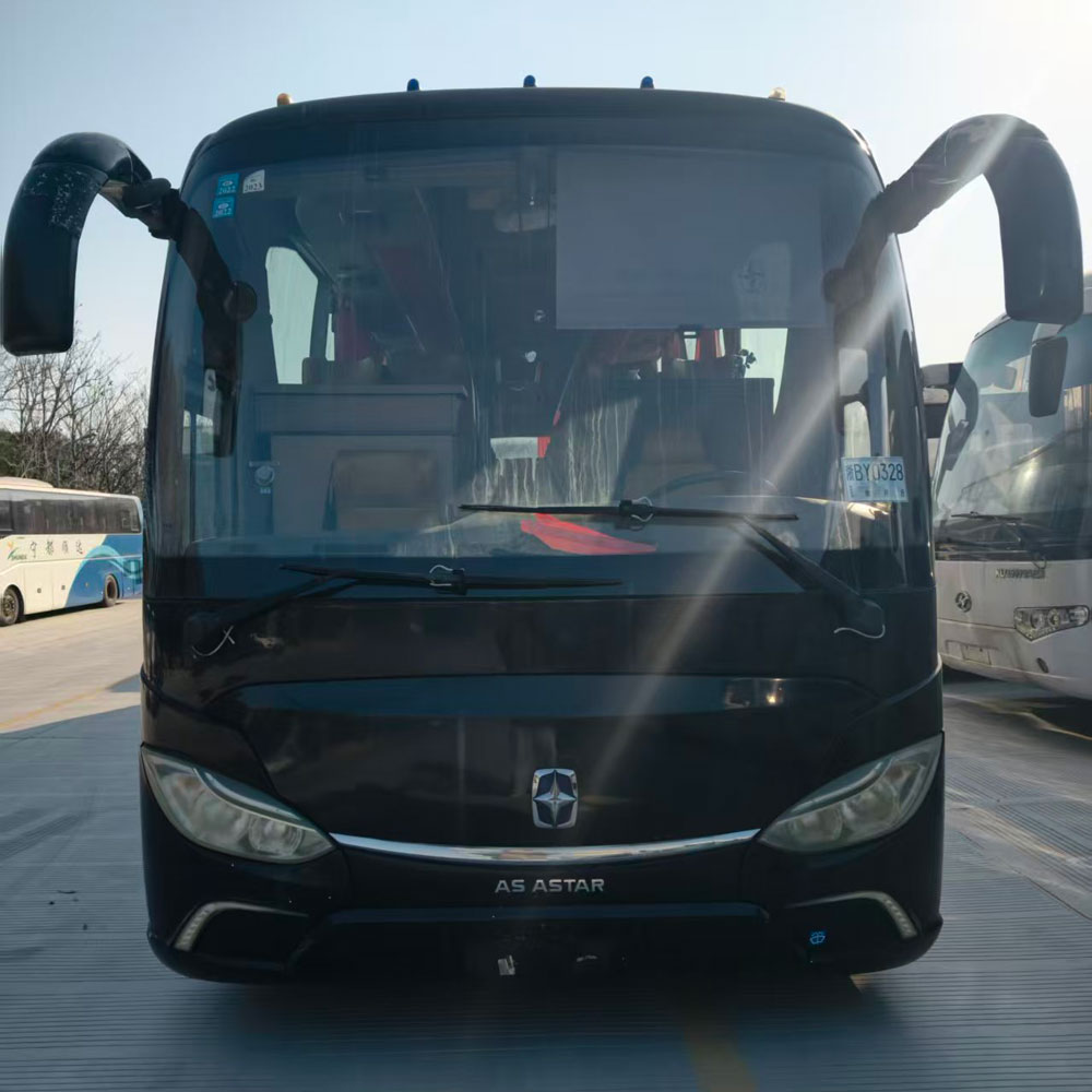 Bus utilisé diesel de sièges de Yaxing 53